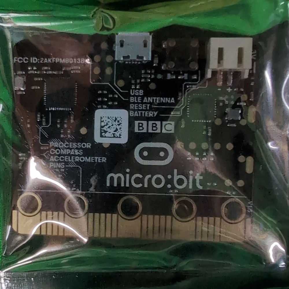 BBC Micro Bit element 14 Open Development Board For Programming - Picture 4 of 4